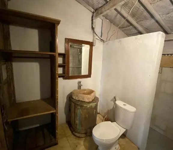 Wooden In - Lavender Guest house Jimbaran (Bali)