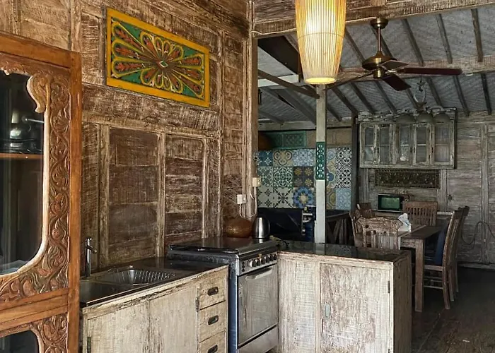 Wooden In - Lavender Guest house